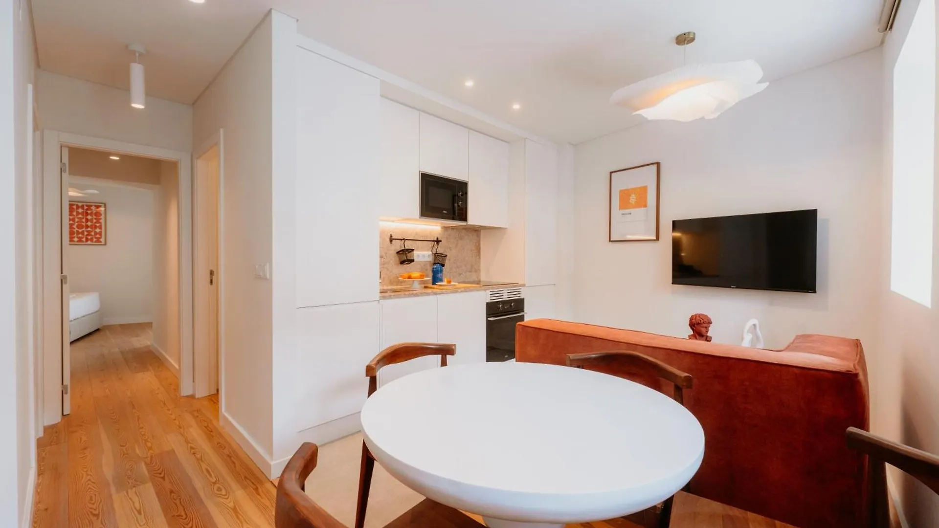 Mary Orange - No 232 Rc - Cozy & Central Two-Bedroom Apartment location