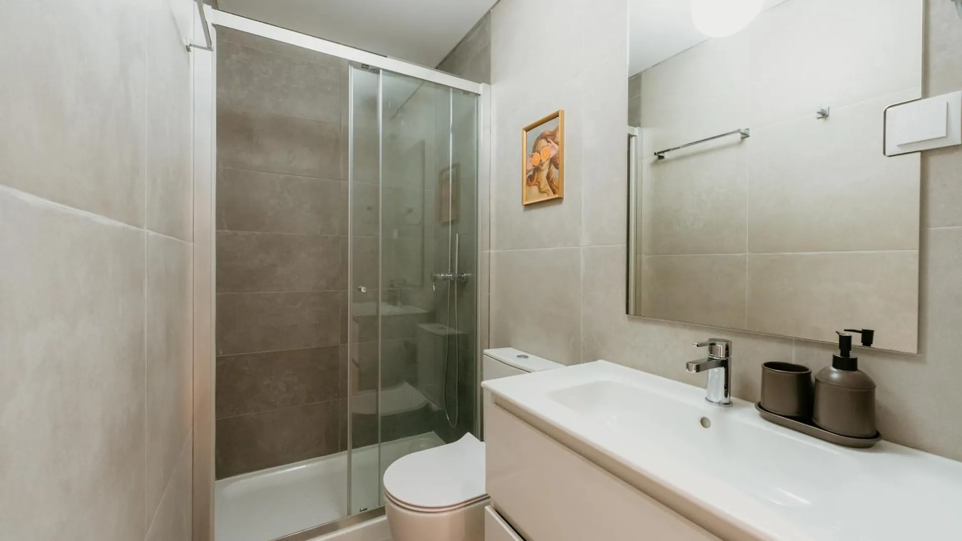 Mary Orange - No 232 Rc - Cozy & Central Two-Bedroom Apartment Lisboa