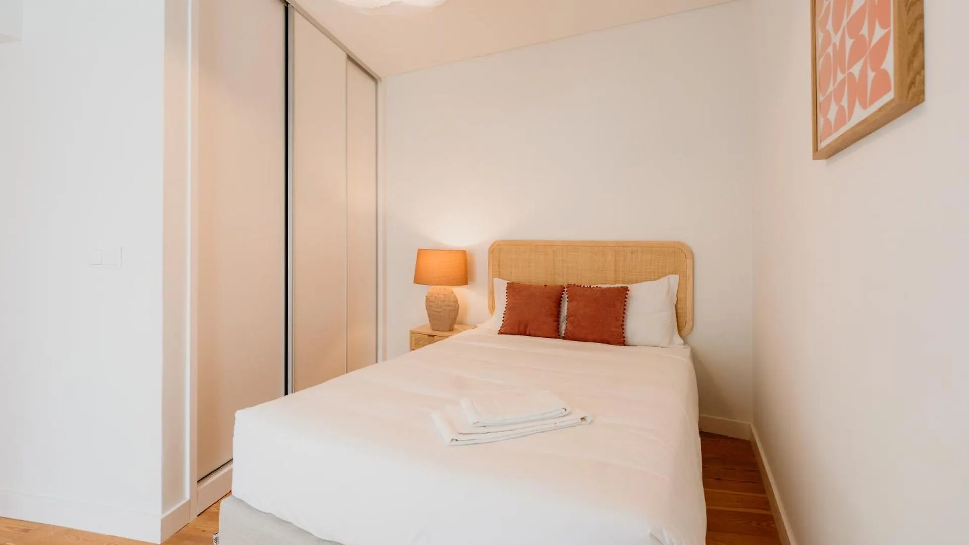 Mary Orange - No 232 Rc - Cozy & Central Two-Bedroom Apartment Lisboa