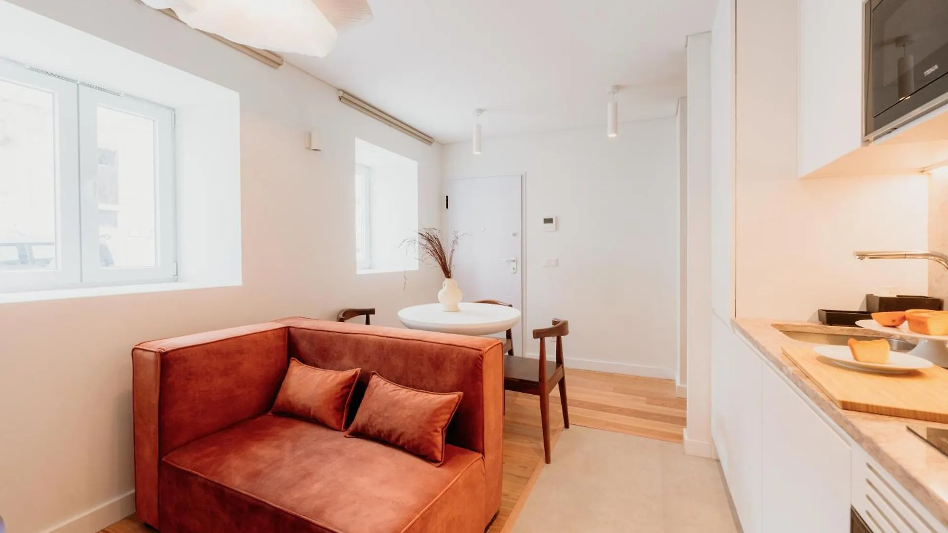 Mary Orange - No 232 Rc - Cozy & Central Two-Bedroom Apartment Lisboa